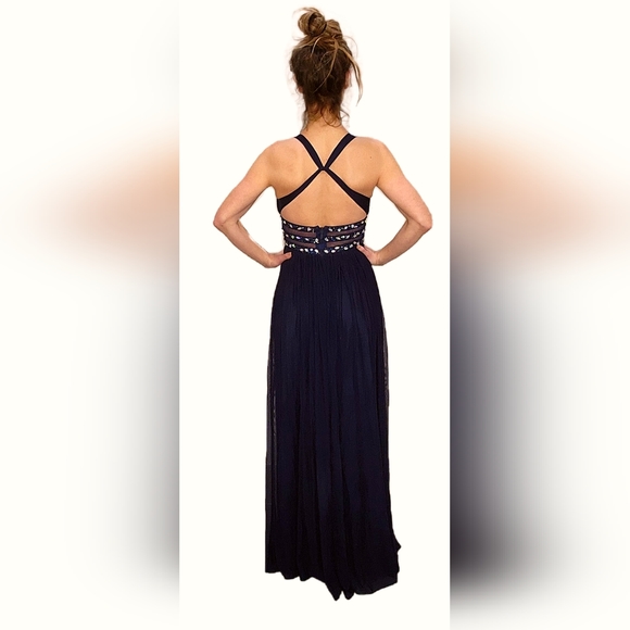 Navy Blue Gown Backless and Gem Embellishments Size 3/4 - Picture 4 of 10
